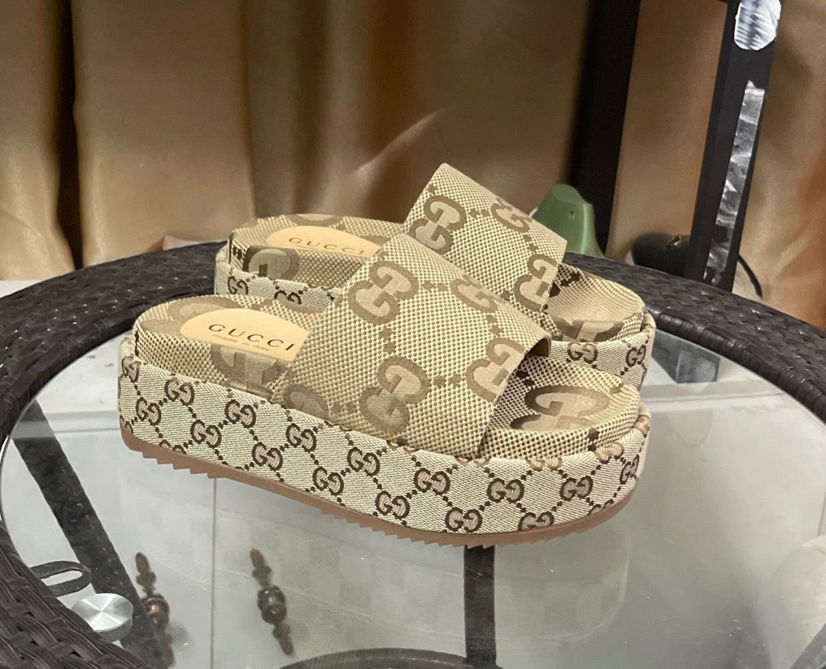 Gucci sandals